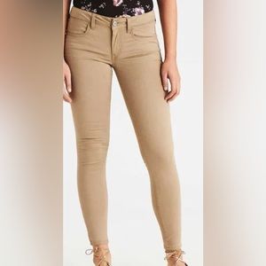 American Eagle Khaki Skinny Jegging